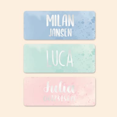 Kleine aquarel naamstickers met goud/zilver