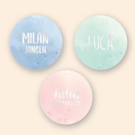 Ronde aquarel naamstickers met goud/zilver